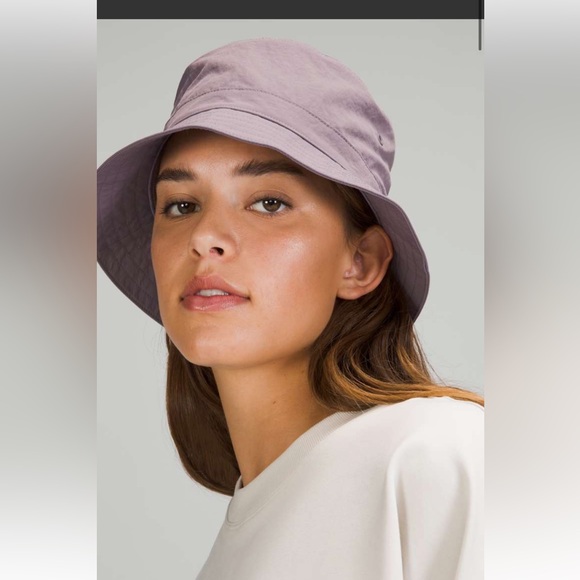 Lululemon On My Level Bucket Hat
Color:Dusky Lavender Size :S/M,99%New - Picture 2 of 5